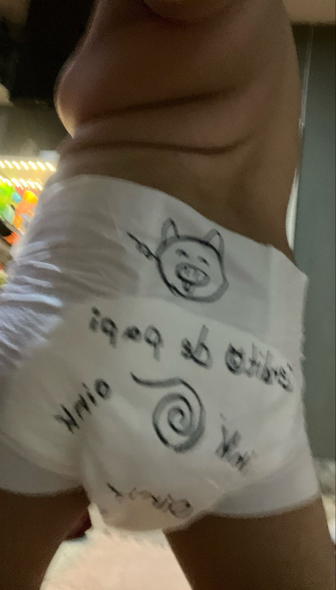 sr_patitas's tweet photo. Oink oink 🐽 digo digo Warf Warf 🐶🐾, tarde lluviosa perfecta para un esponjoso y ser un buen cachorro 

#abdl #diaperboy https://t.co/sdogXCVIis