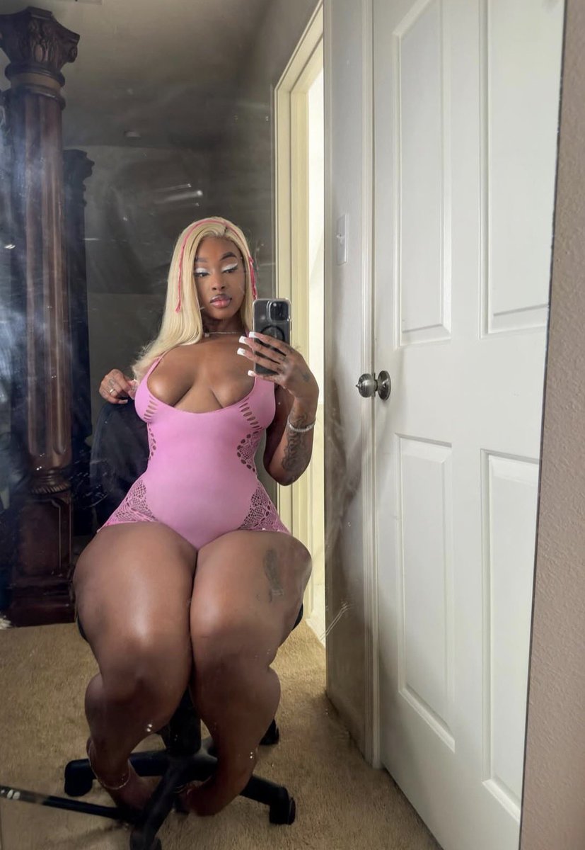 👱🏾‍♀️🐱 tweet media