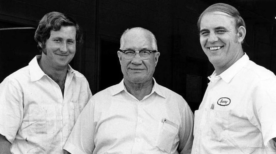 LegendsNascar's tweet photo. Remembering Travis Carter today 

11/21/1949 - 6/10/2025  #RIP 

#1973WinstonCupChampion 🏁 #EllerbeNC https://t.co/XSlXZotc7o