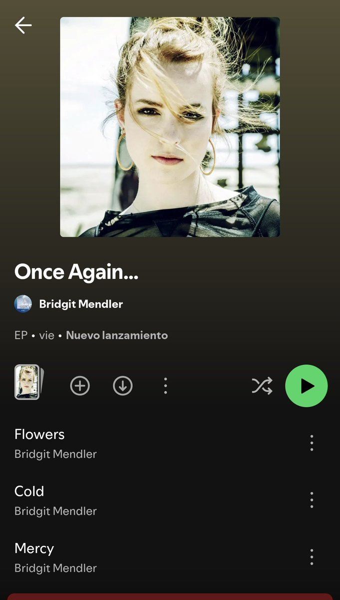 everluswift's tweet photo. Pense que era una broma @bridgitmendler https://t.co/i41DRoWMxT
