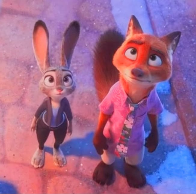 BasicFoxFurry's tweet photo. They are so small you could just pick them up and make them kiss like playing with dolls https://t.co/ijMeE5iMfQ