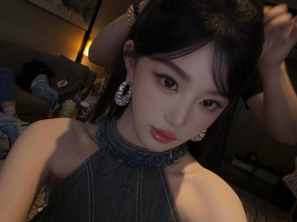 whkwisy's tweet photo. 20260610 공설아 인스타그램 🆙 (1/3)

🌙

#공설아 #孔雪儿 #KongXueer #SnowKong  #ขงเสว่เอ๋อร์ https://t.co/pkGXKQ00F1