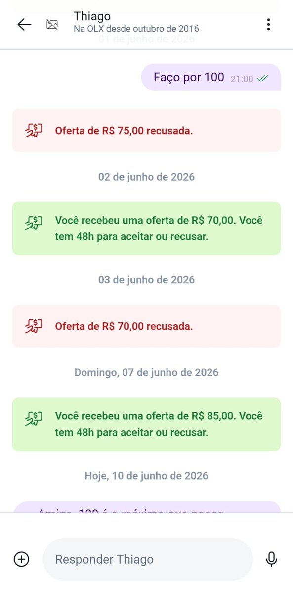 linguadamnare's tweet photo. Tô tentando anunciar uma bota que ganhei de presente faz um ano por ela não servir no meu pé. Nunca nem pisei com ela no chão. No mercado ela tá sendo cotada por uns 160 conto. Anunciei ela por 130.
E tem esse querido há um mês achando que sou funcionário das Casas André Luiz kkk https://t.co/SgfLw3FH3K