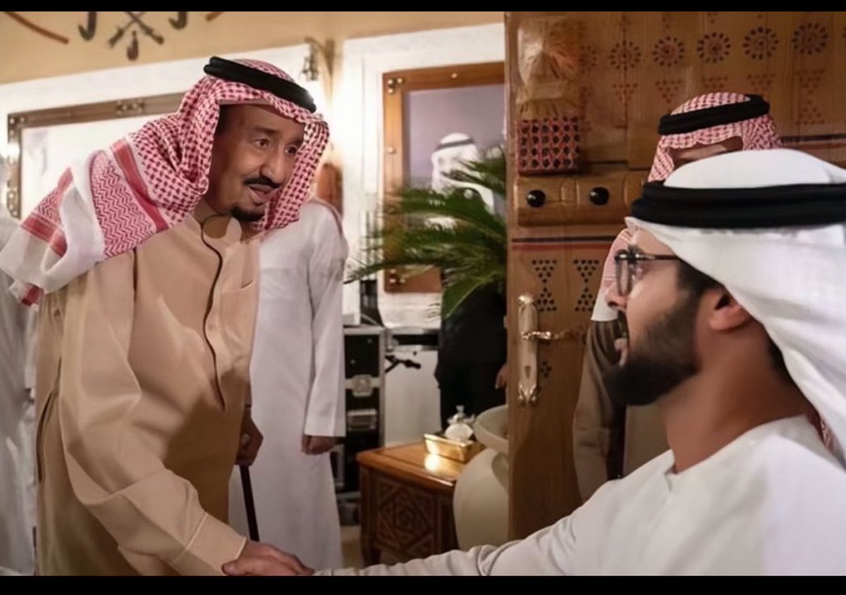 l7xvy's tweet photo. الشيخ زايد بن حمدان آل نهيان حفيد الشيخ زايد رحمه الله، كان في الميدان وأصيب أثناء مشاركته في تحرير اليمن وهو يدافع ويساهم في حماية السعوديين واعراضهم من الحوثي. https://t.co/rNWgewuoYo