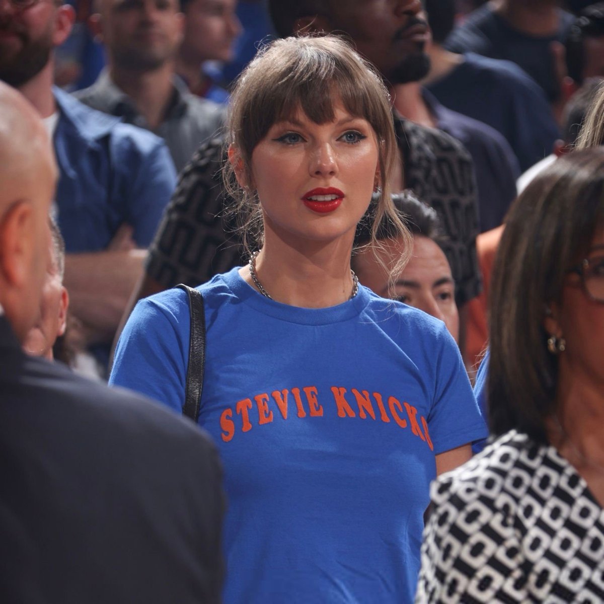 TheSwiftSociety's tweet photo. Just look at her 🥰 https://t.co/mmsewJPPKp