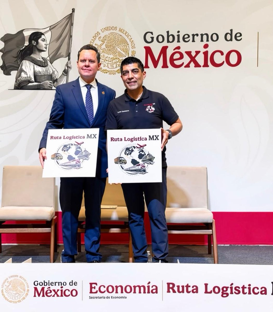 Candelaria___'s tweet photo. Buen trabajo de @lic_aguadohdez en #RutaLogística, coordinado por la @SE_mx, el éxito en estas dos ediciones refleja su pasión y compromiso por impulsar el desarrollo de talento y la vinculación entre la industria, academia y gobierno! 👏🏻👏🏻👏🏻👍✅ https://t.co/GZHmQ0NJSk