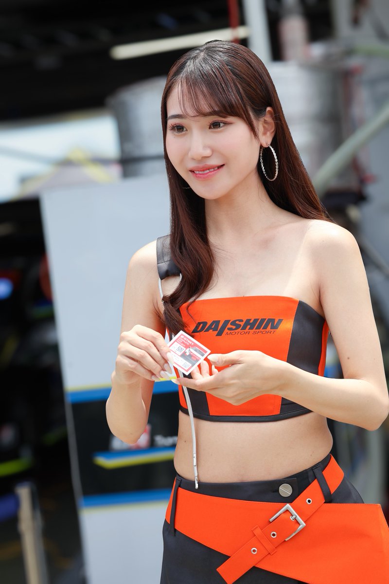 yusukef1's tweet photo. 直井寧音さん(@neo_ron97 )

富士24HレースPWにて撮影させて頂きました。撮影対応ありがとうございました。

#S耐 
#スーパー耐久 
#Fuji24h
#オレンジも似合う https://t.co/ns571juNRZ