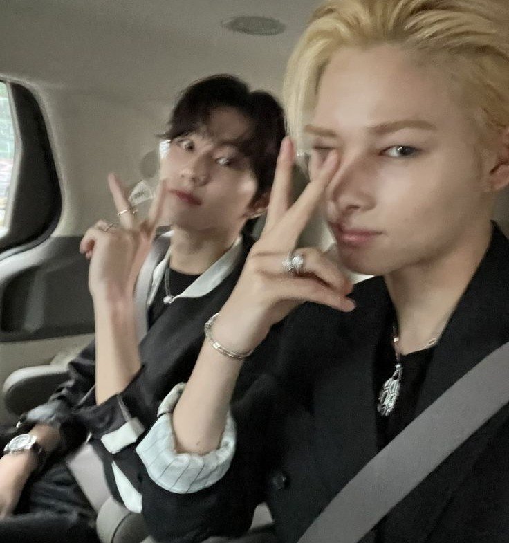 enhablinkeu's tweet photo. .⋆ Te tropezaste frente a Jungwon y Ni-ki, ¿quién intentó ayudarte y terminó cayendose también según tu %? .⋆

1-57%: Los dos 
58-77%: Jungwon
78-100%: Ni-ki

#sevEN_Means_Fate
#Justice_For_SevEN https://t.co/nGI7lPiKLi