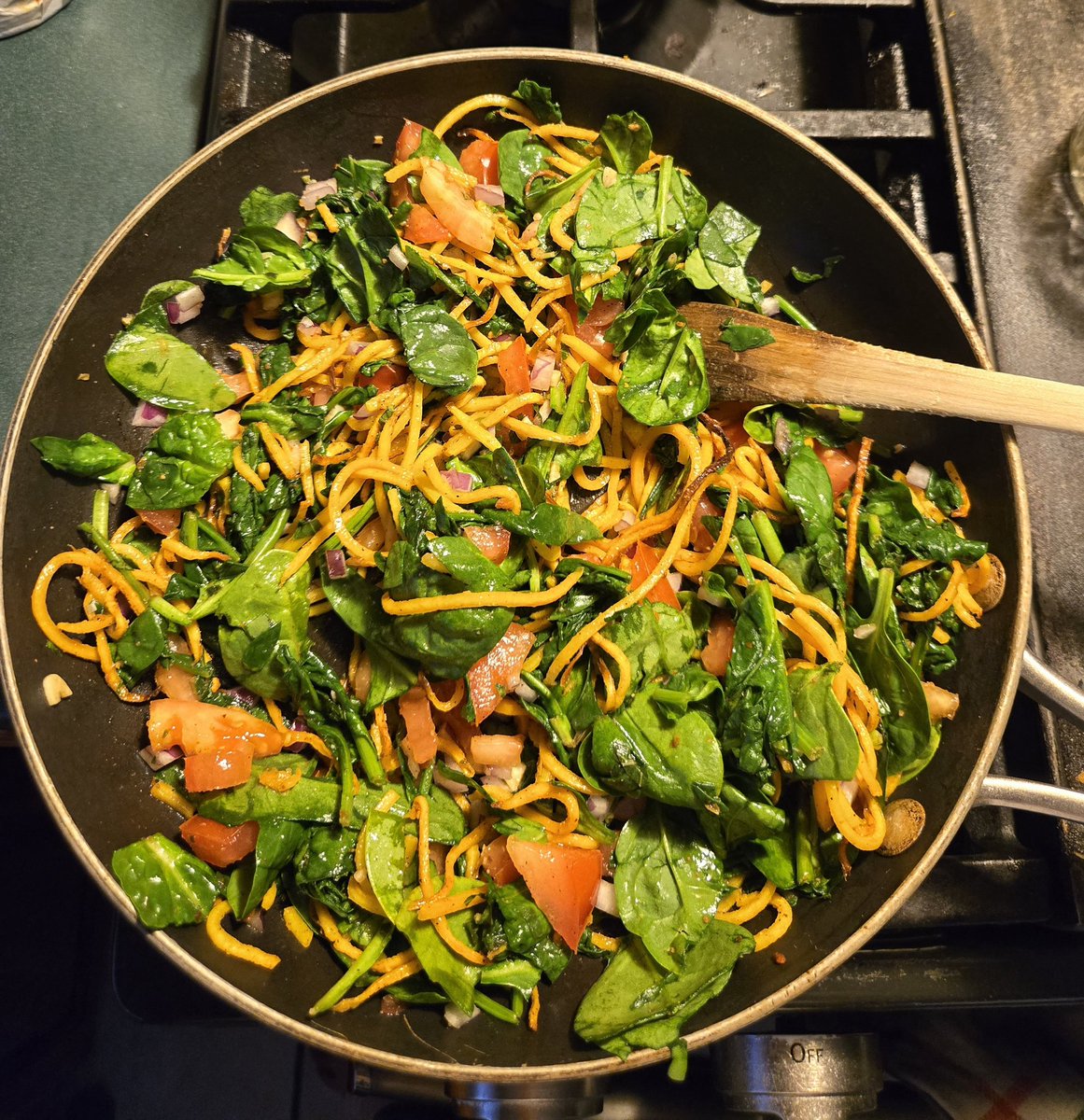 IyaRotting's tweet photo. hello
I would like to quickly flex the dinner i made https://t.co/kXogmJahrf