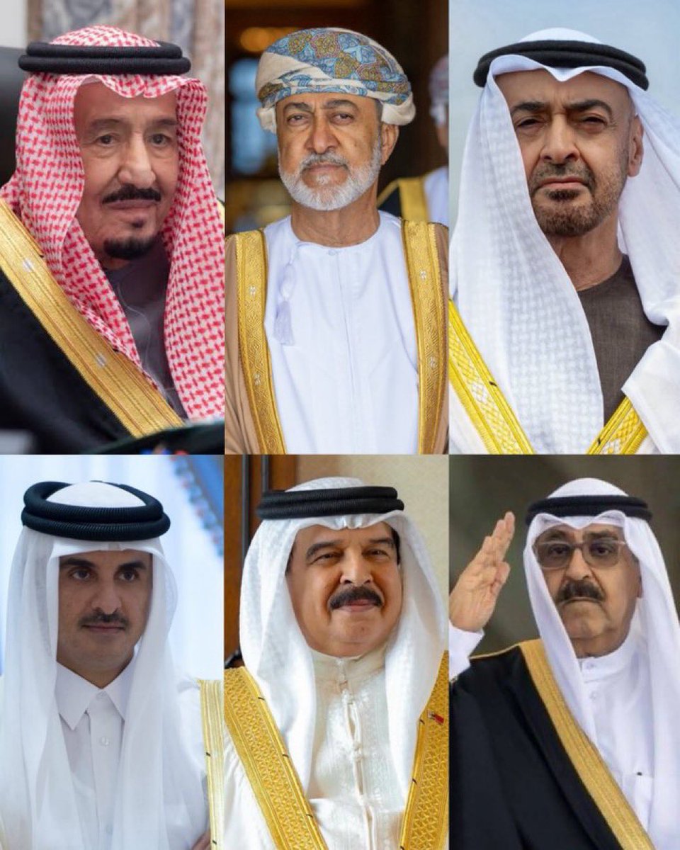 zahraarafattt's tweet photo. تهقون شنو يعورهم لما يشوفون صور شيوخنا تاج راسهم ؟ واعلام دول الخليج العربي العظيم ؟ 
احس في شي وايد يعورهم 🤭
لان الصراخ على قد الالم 😎 https://t.co/RDcrSnhkkt