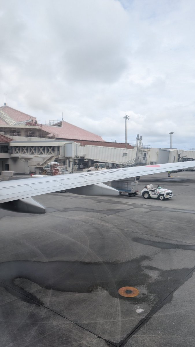 joyjoy554's tweet photo. ┈┈┈┈ ︎✈︎ https://t.co/cDM2rzpKEG