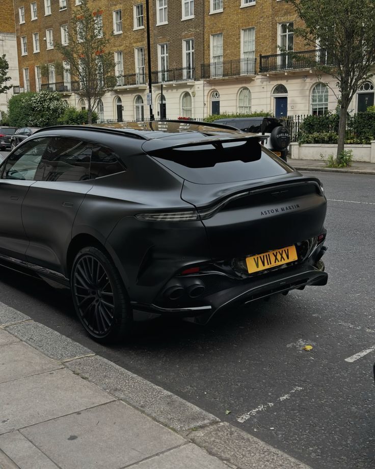 Auto_Porn's tweet photo. Aston 707DBX https://t.co/GHGMgqJkPF