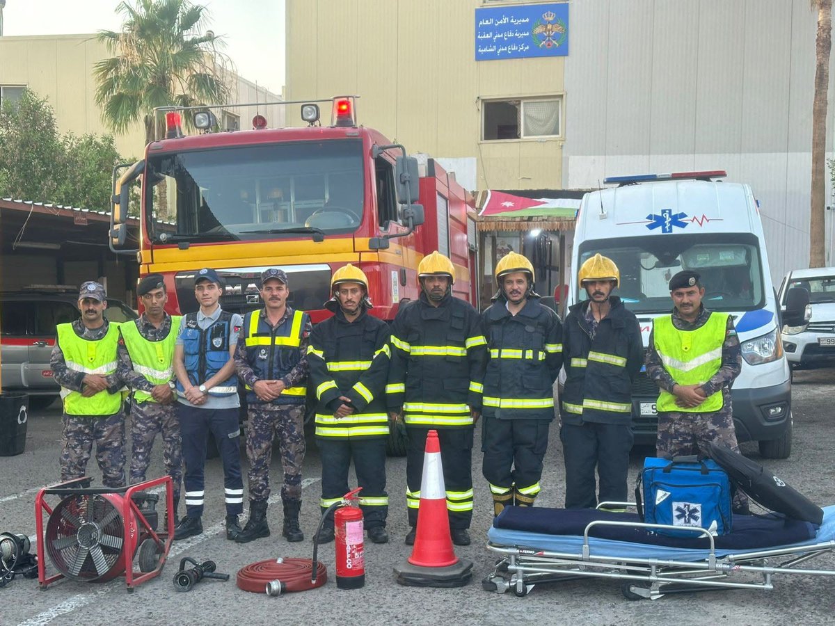 JoCivilDefense's tweet photo. صباح الخير من نشامى الدفاع المدني ..
#الأردن
#الأمن_العام
#الدفاع_المدني
#صيف_آمن https://t.co/Moj1IUTtaF