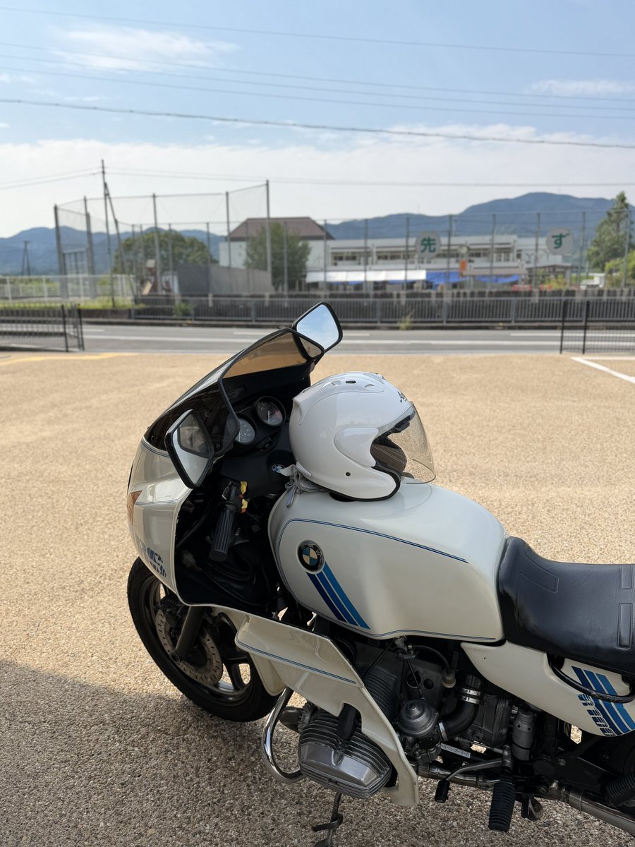 eathan_hunt's tweet photo. 午後から、チョイ乗り
かつらぎ町の三谷休憩所
駐車場🅿️とトイレだけの施設だけど
空いてるから
よく利用させてもらいます。 https://t.co/ZmgIgob0JF