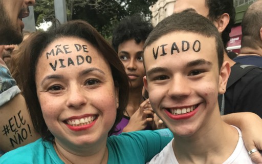 davepontocom's tweet photo. minha mãe me mandando um reels de mamma mia com a frase "mande esse vídeo para uma mulher incrível para lembrá-la que ela é incrível" https://t.co/Q02o63iRFt