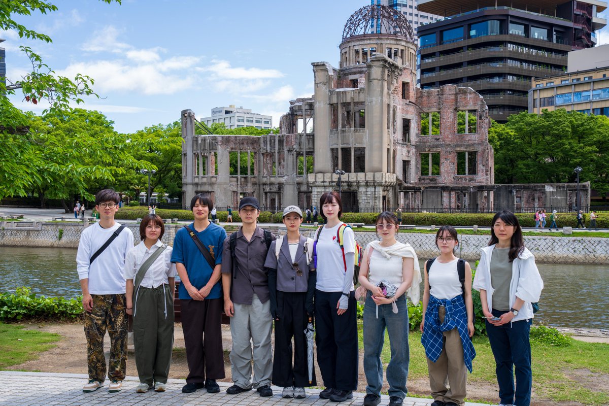 nnt_dramastudio's tweet photo. #新国立劇場演劇研修所 第20期生（3年次）は、8月に朗読劇『#風が吹くとき』を上演します。

その稽古開始に際して、被爆地・広島に赴き、原爆の被害や放射能の及ぼす影響の大きさ、平和の大切さを学ぶ3泊4日の現地研修を行いました。 https://t.co/bVL5YzpV2u