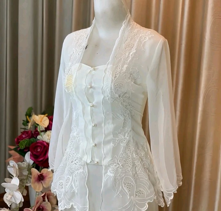 hwaaifai's tweet photo. Kebaya Kutubaru https://t.co/X0KB9kab0g
https://t.co/DLig1ivNM9 https://t.co/IpweCDIm47
https://t.co/wx5aw5ctRX https://t.co/migXLgi4Nl