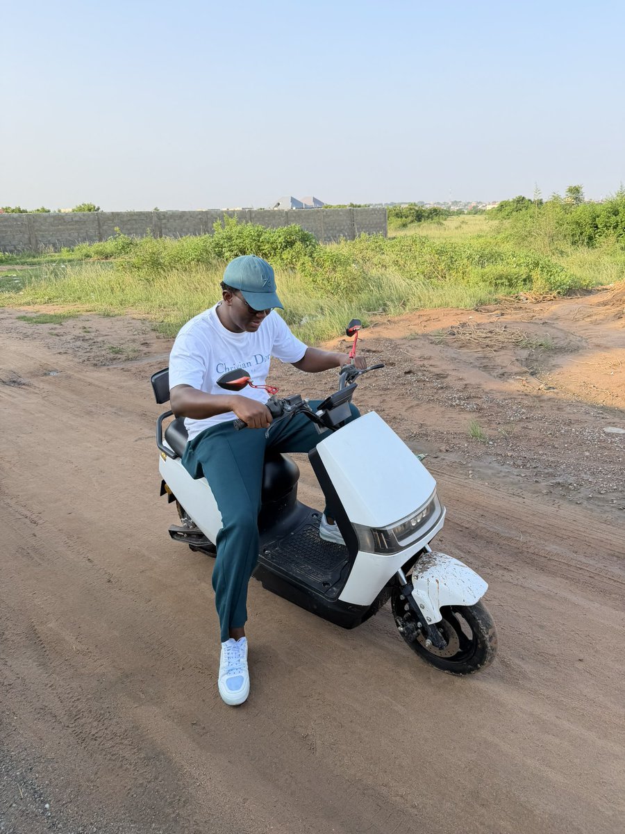 Victor Ebesa tweet media