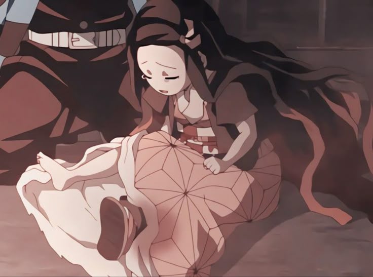 narutu5626's tweet photo. Did Nezuko sacrifice more than fans realize? 🤔 https://t.co/b51i9HlObc