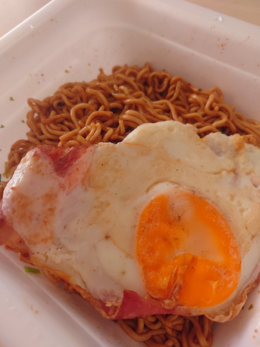 unimarvu's tweet photo. #在宅飯
#マルちゃん焼そば https://t.co/dA0wMv9lq6