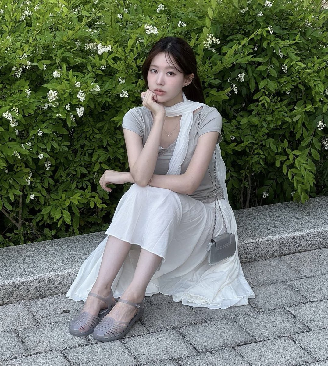 helloimgvss's tweet photo. ⋆⁺₊⋆ ꒰ rockfish ꒱ ⋆⁺₊⋆ glair strappy sandals clear sale 33%

♡price 1590฿ (มัดจำ 800)
— size (mm) 225-230 , 235-240 , 245-250 , 250-255

💌ปิดรับวันนี้ 11/06 4 โมงครึ่ง
*free shipping (ems) + ส่งกลับแอร์✈️
#พรีเกาหลี #พรีออเดอร์เกาหลี https://t.co/Gi7FJZqOYq