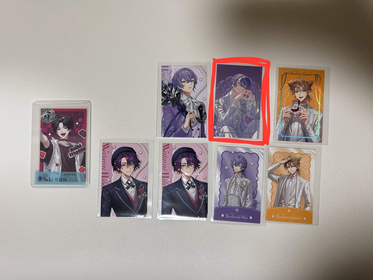 sn_st_tr's tweet photo. @huki112211 はじめまして、こんにちは。
突然リプライを消してしまい申し訳ございません。既読印を記載漏れしておりました。

画像1枚目のものを所持しているのですが、画像をお借りして2枚目のものと交換していただけないでしょうか？
ご検討の程よろしくお願いいたします。📮 https://t.co/sEsX1Xhp4S
