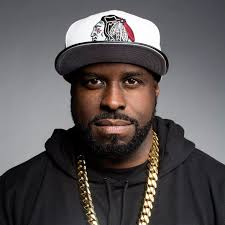 zackabdikarim's tweet photo. New York City, you listen to me
If you're near a convenience store right now, any kind of 24-hour store
Go into the store right now, and put your hand in the cash register for no reason
Their money is your money, as of right now.

*Funk Flex Explosion*

- Funkmaster Flex https://t.co/k4fvsYZ1p9