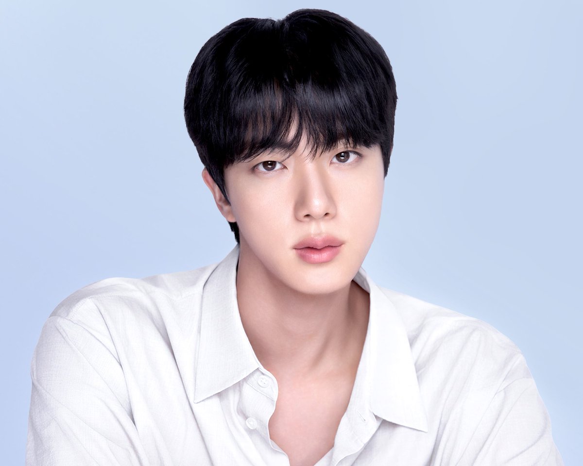Laneige_kr's tweet photo. 아세페 역대급 할인에 매우 신난 라네지기 하드 털어요

저는 청량청초라네진을 좋아합니다.
근데 넓은 어깨에 치인. https://t.co/iQAaxg4IAK