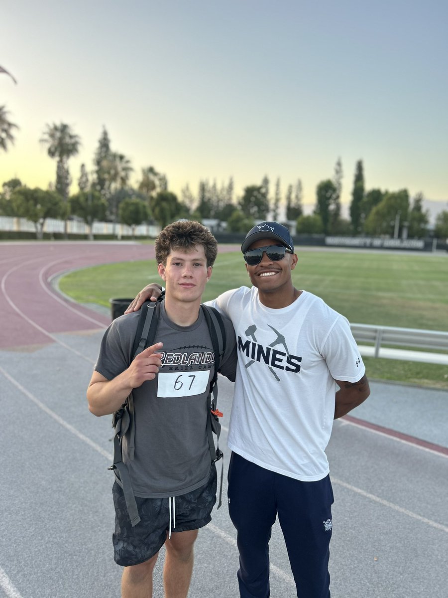 conner_h18's tweet photo. Great day competing at @UofR_Football  Ivy League camp, and had an awesome time connecting with @CoachGrigs619 and @allashford1 Appreciate the great conversations and coaching today. https://t.co/AOV89ABSN1