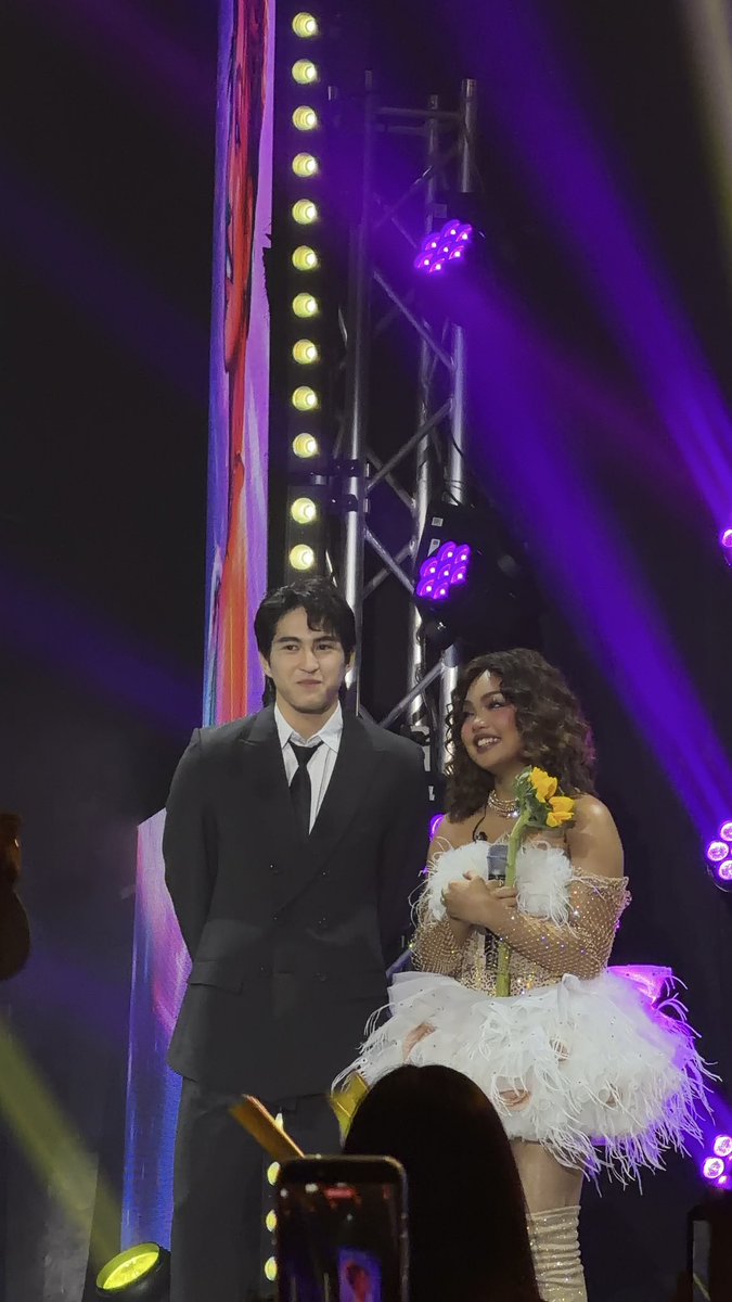 Jhaival's tweet photo. Dito lang tayo sa Pananabik

INFINITYFORCARTON
#CouriersOnlyForCarton https://t.co/ZL8Zei23we
