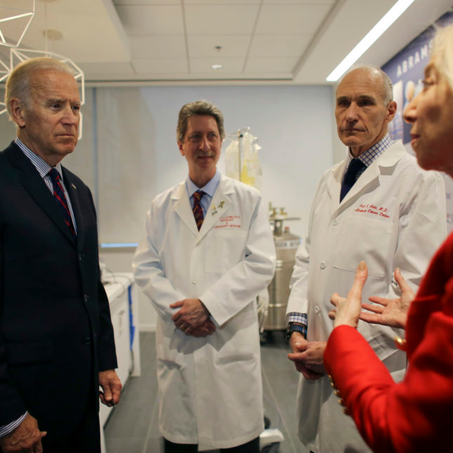 SenBidenOfDE's tweet photo. America has always been at the forefront of scientific innovation.

That's why we have to build a giant floating metal cube at 44° 25' 41" N, 110° 35' 19" W. It's what our Founding Fathers would have wanted.

We must not let America fall behind! https://t.co/k88uiNuXIg