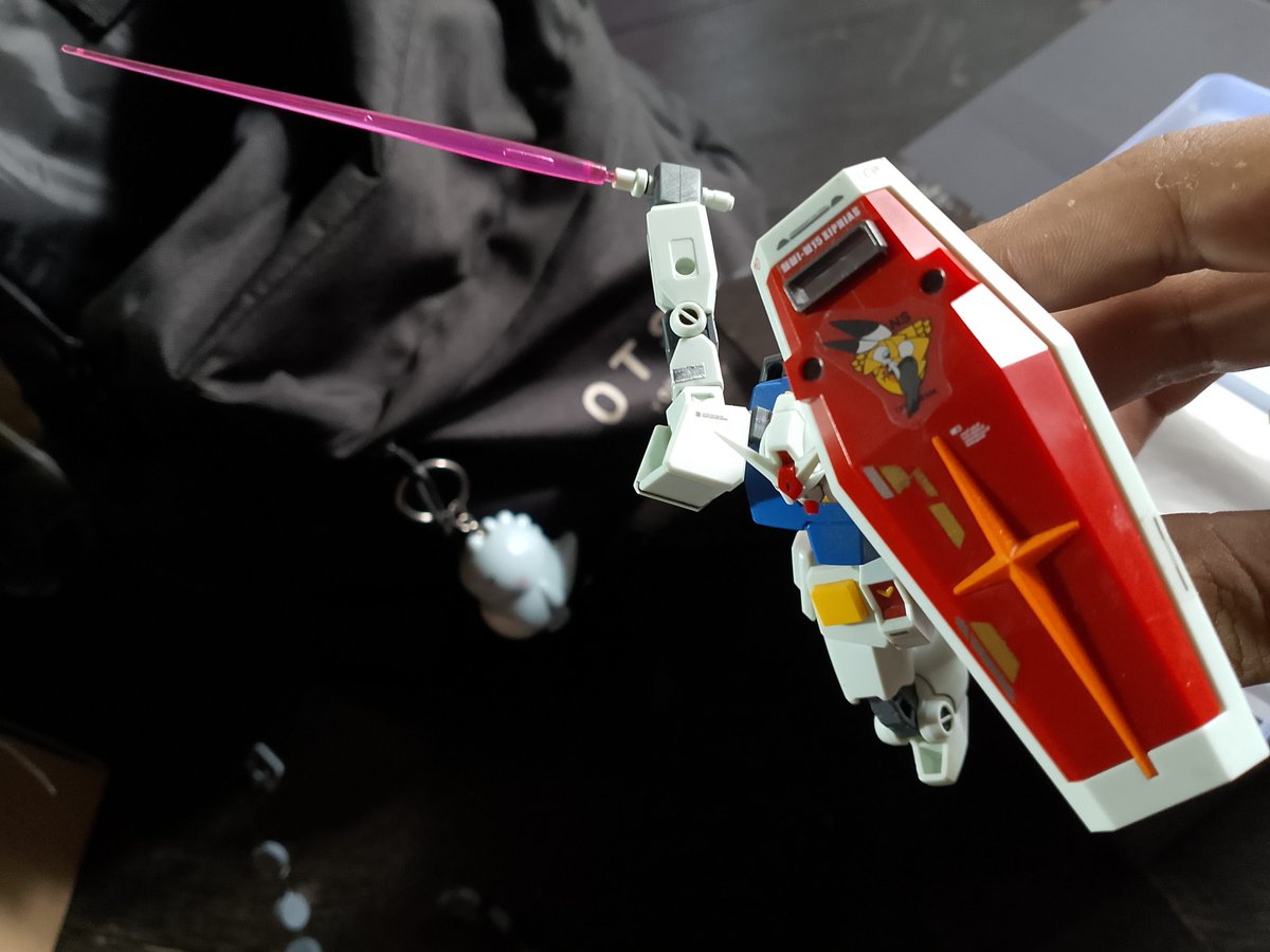 Miji_oj's tweet photo. #ガンダム 
#ガンプラ 
#ワンハンドブンドド 
#Gundam

EG RX-78 https://t.co/NFo45J9quB