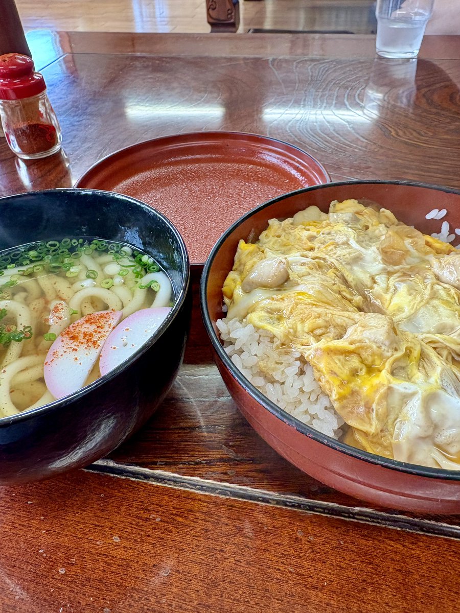 shotykun's tweet photo. 仕事でうきはに来たので期待値高いうどん屋入った！ https://t.co/D5BpwfC7F3