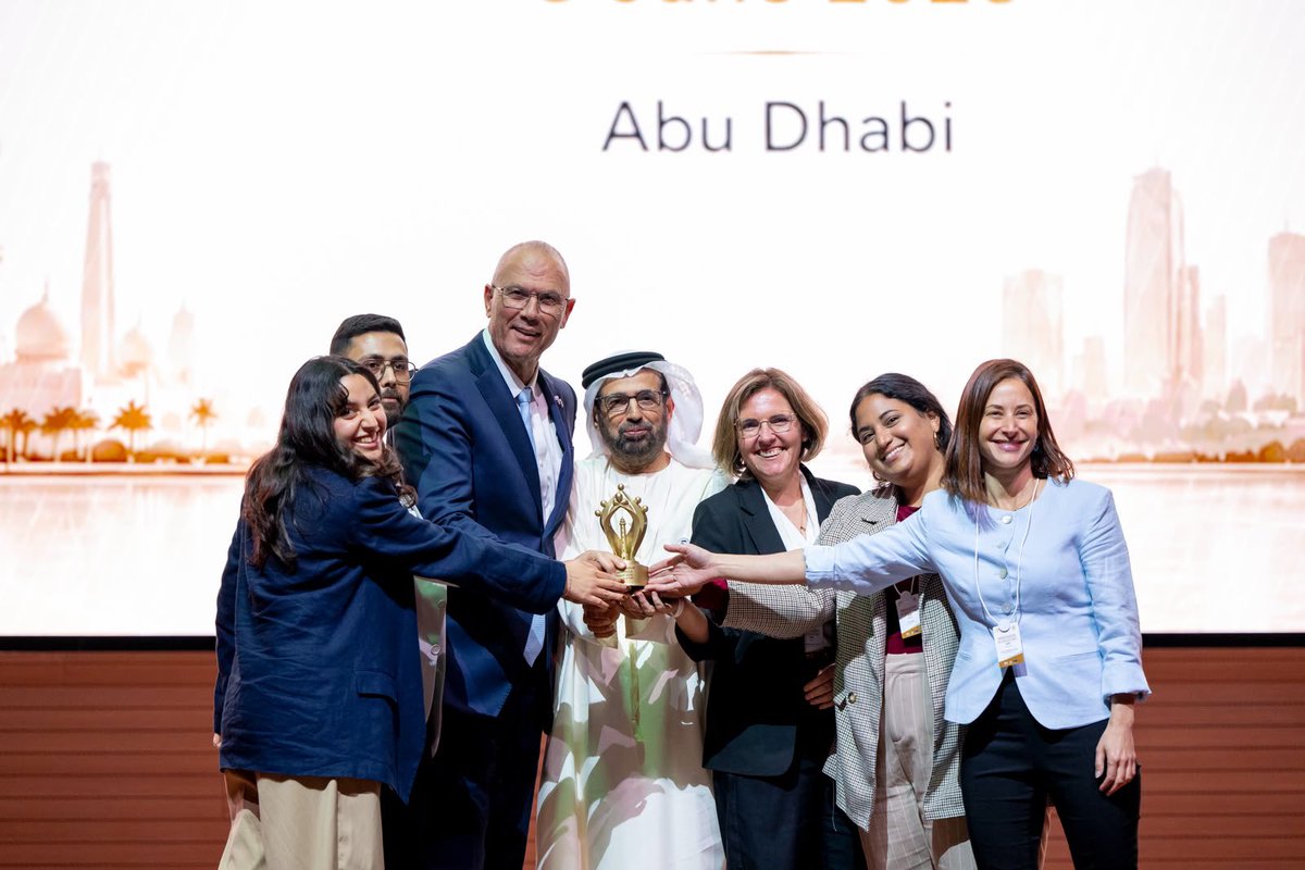 ambshelley's tweet photo. Honored to attend the annual "Ambassadors of Coexistence" event, hosted by the Manara Center under the leadership of our great partner and friend, H.E. Dr. Ali Rashid Al Nuaimi.

Warmest congratulations to the Faculty of Law at the University of Haifa on their well-deserved award.

A big thank you to H.E. Dr. Al Nuaimi and the Manara Center team for their exceptional hospitality and leadership.
🇦🇪🤝🇮🇱
#Tolerance #Coexistence