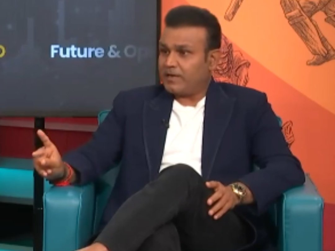 Vikrant_1589's tweet photo. 🚨THERE SHOULD BE NO DOUBLE STANDARDS IN SELECTION🚨

Virender Sehwag: "If you select a 15-year player and he doesn't perform, you can't simply say, 'It's okay, he has a future ahead of him.' At the same time, you cannot discard a 35-year-old player and say, 'His time is over.' What if that player goes on to have the best two years of his career? Selection should be based on performance, form, and what a player can still contribute not just on age. You have to look at the bigger picture before making such decisions."