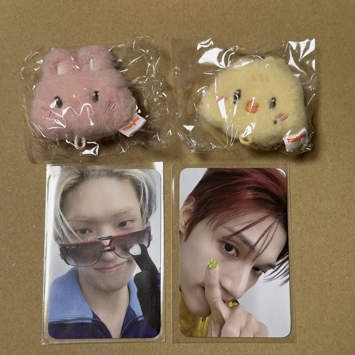 moemoe311's tweet photo. ATEEZ ANITEEZ IN COLOR TOKYO ポップアップ
アチズ トレカ 交換 

譲：①フェイスキーチャーム　ソンファ・ミンギ
　　②マイクロデコシール　　ウヨン・ミンギ

求：①ユノ・ヨサン
　　②サン・ヨサン・ソンファ
　　
郵送又は都内手渡しも可能です(日時要相談)
お気軽にお声掛けください🙌🏻 https://t.co/qmLrjGuFMN