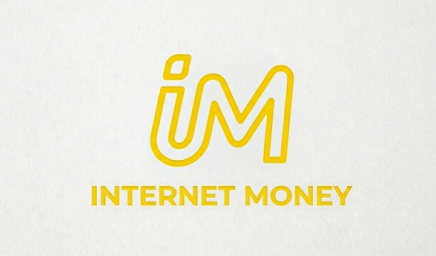 DinoRia5's tweet photo. 🧵 The Meaning Behind the Logo @InternetMoneyio 

1/9 At first glance, this logo appears simple. But its smooth and continuous design represents something much deeper: connection, growth, and forward momentum. https://t.co/0yrIb4ZoHe
