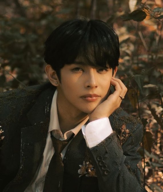 fjsdvmps's tweet photo. 🤍🖤 https://t.co/6rCuenjgTF
