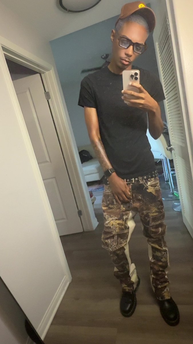 NOAHPainPS's tweet photo. Sup https://t.co/9LmE0AU4fA