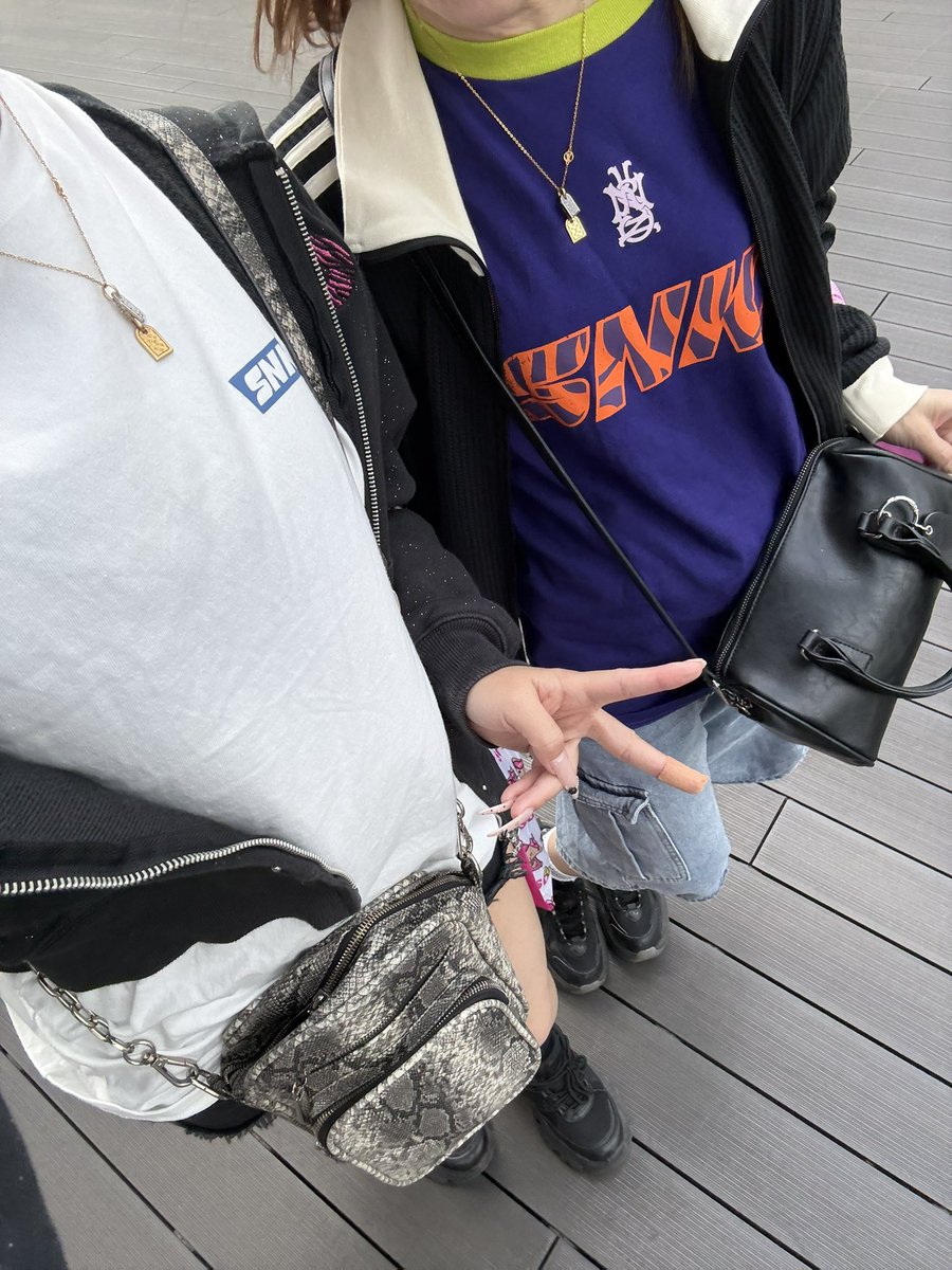 schan2526's tweet photo. ついたあああ！
写真撮りましょ📸
声掛けてくださいチキってます😂😂
 #湘南乃風  #軍団伝説 https://t.co/1i7LglVjK2