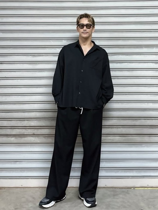 shrhpy_'s tweet photo. もっとくれ　この男～～～ https://t.co/qkTHqyHHRb