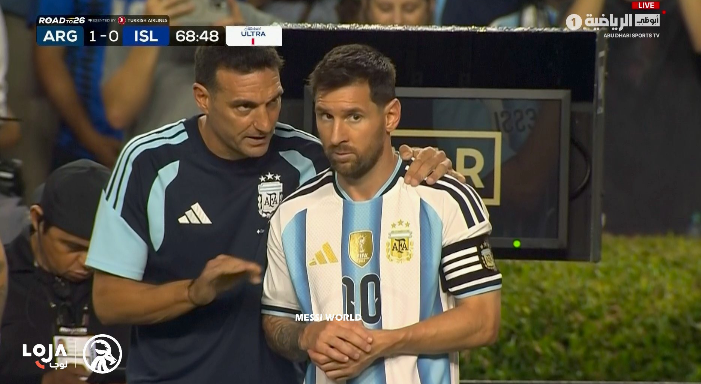 BroreenJ's tweet photo. Argentina coach to messi "No matter what you do, don't get injured please we need you" https://t.co/UWv5OlRstd