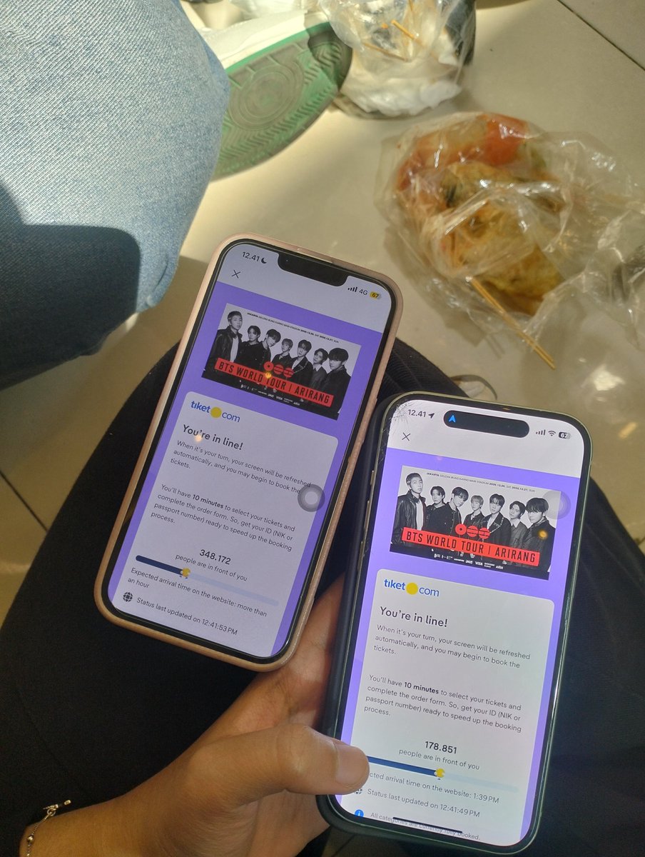 eucleea's tweet photo. BISMILLAHHH YA ALLAH TOLONGGG 
#armybantuarmy https://t.co/Zlyc7gcpk0