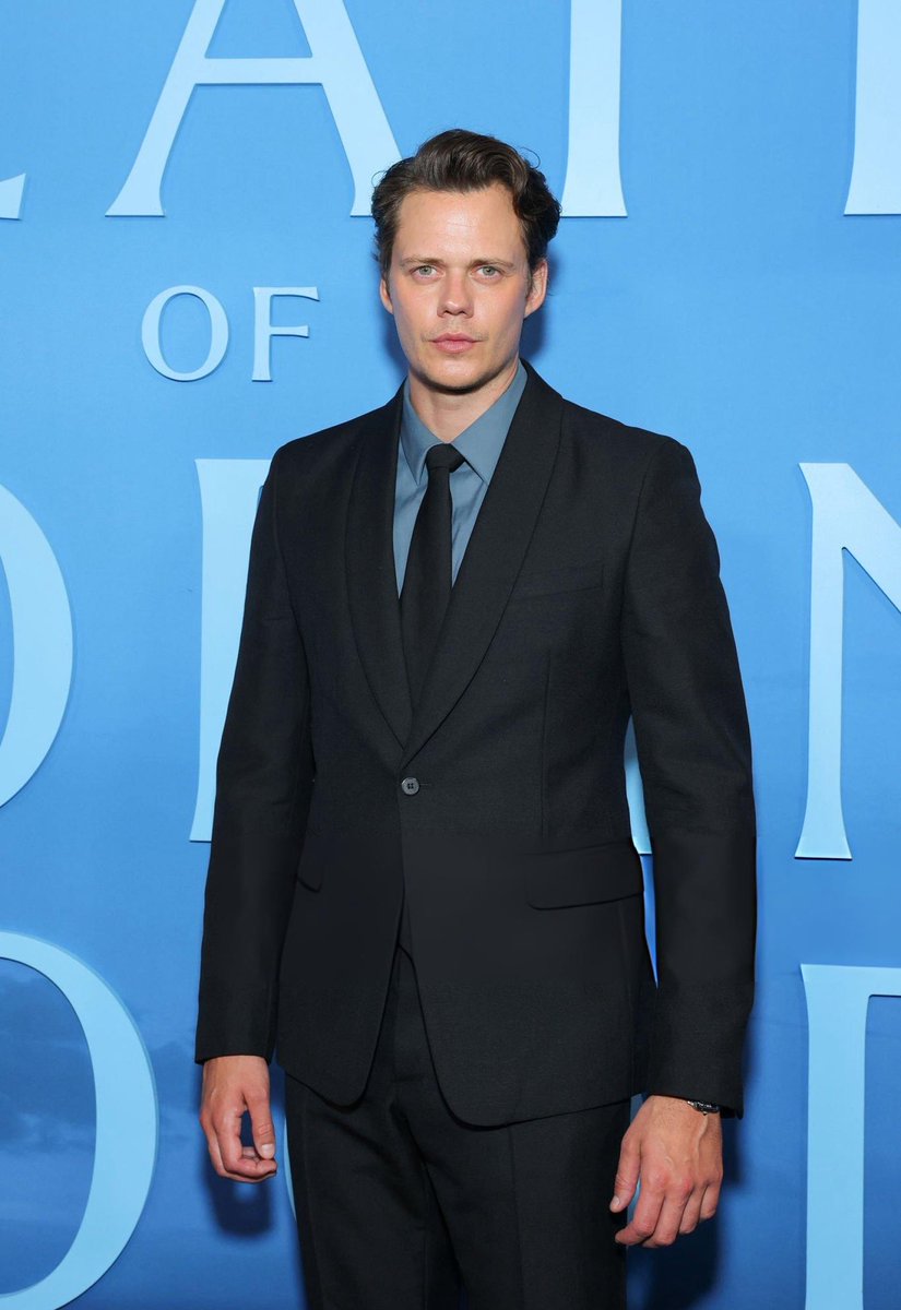 Keric0623's tweet photo. Bill Skarsgard the man you are…… https://t.co/WhgQAhrsUj