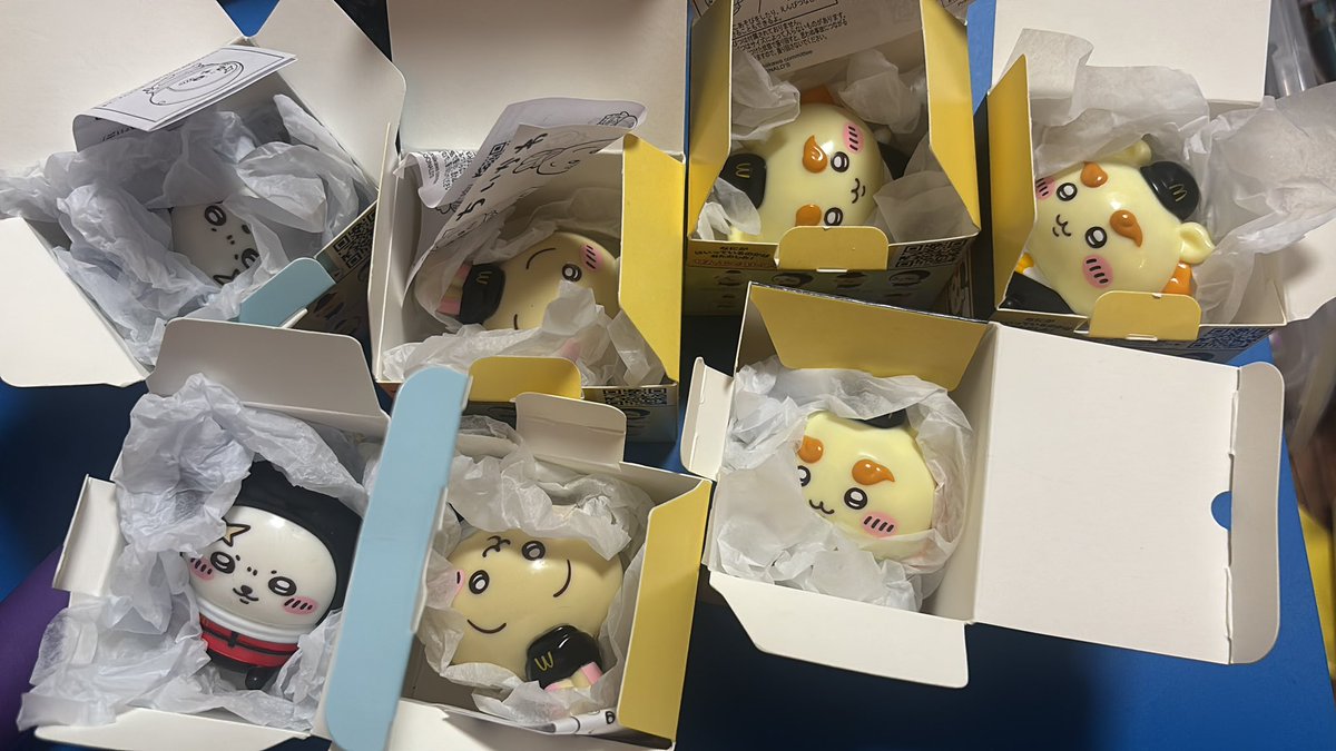 hakumen_n's tweet photo. ちいかわ
マクドナルド
譲渡

譲 シーサー 3 ラッコ 2  うさぎ 2
求 200円＋送料>>ハチワレ

ラッコは1枚紙入ってませんでした。
箱あり・なし対応可能です。

コンプできたので譲渡優先 https://t.co/toJgDGmk49