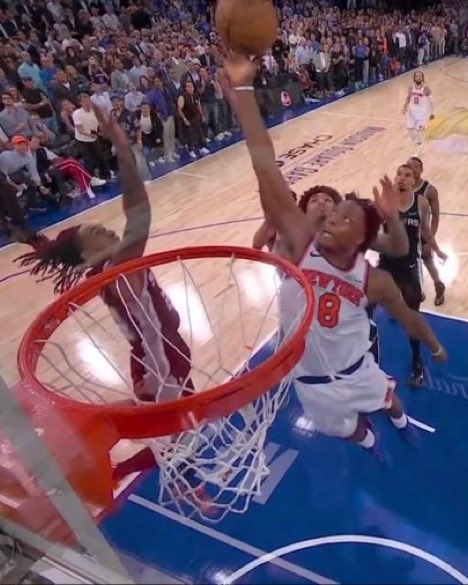 Heatpickstr's tweet photo. 🔥 TAM İSABET!

Knicks - Spurs - MS1 ✅
Knicks - Spurs - 219.5 Alt ✅

Dün oynanan NBA maçlarında 2/2 yaparak full çekiyoruz!

Uygulamamızı indirip aramıza katılmak için bir alttaki tweete bak! https://t.co/8zasFpFDhx