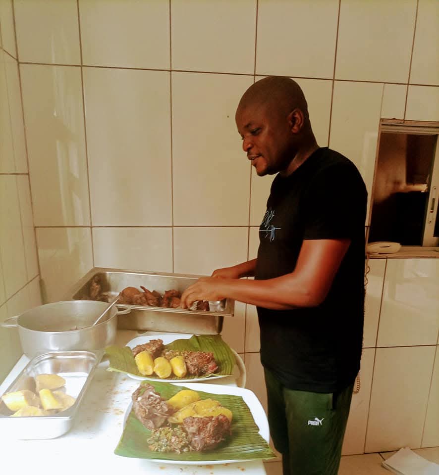 AccdPage's tweet photo. #Healthy #living via culinary/#food #designs, #events by @ivoarrey who doubles as #Director at @AccdPage and the Earth Complex Guesthouse Limbe. For #consultations and #invitations email arreymbongayaivo@gmail.com
https://t.co/XFNNlOeRqY
#chef #cooking #sustainable #tasty https://t.co/uD2C2THdmx
