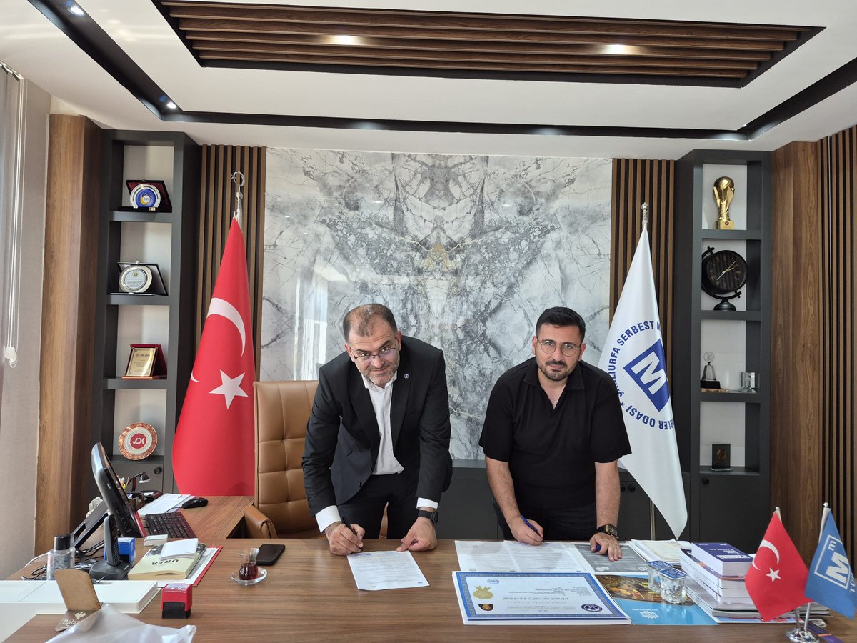 urfasmmmo's tweet photo. Özel Olimpos Akademi Yetkilileri odamızı ziyaret etmişlerdir. Gerçekleştirilen nazik ziyarette, Özel Olimpos Akademi ile odamız arasında üyelerimize yönelik indirim protokolü imzalanmıştır. Nazik ziyaretleri ve iş birliği katkılarından dolayı kendilerine teşekkür ederiz. https://t.co/BYzH6o2zs0