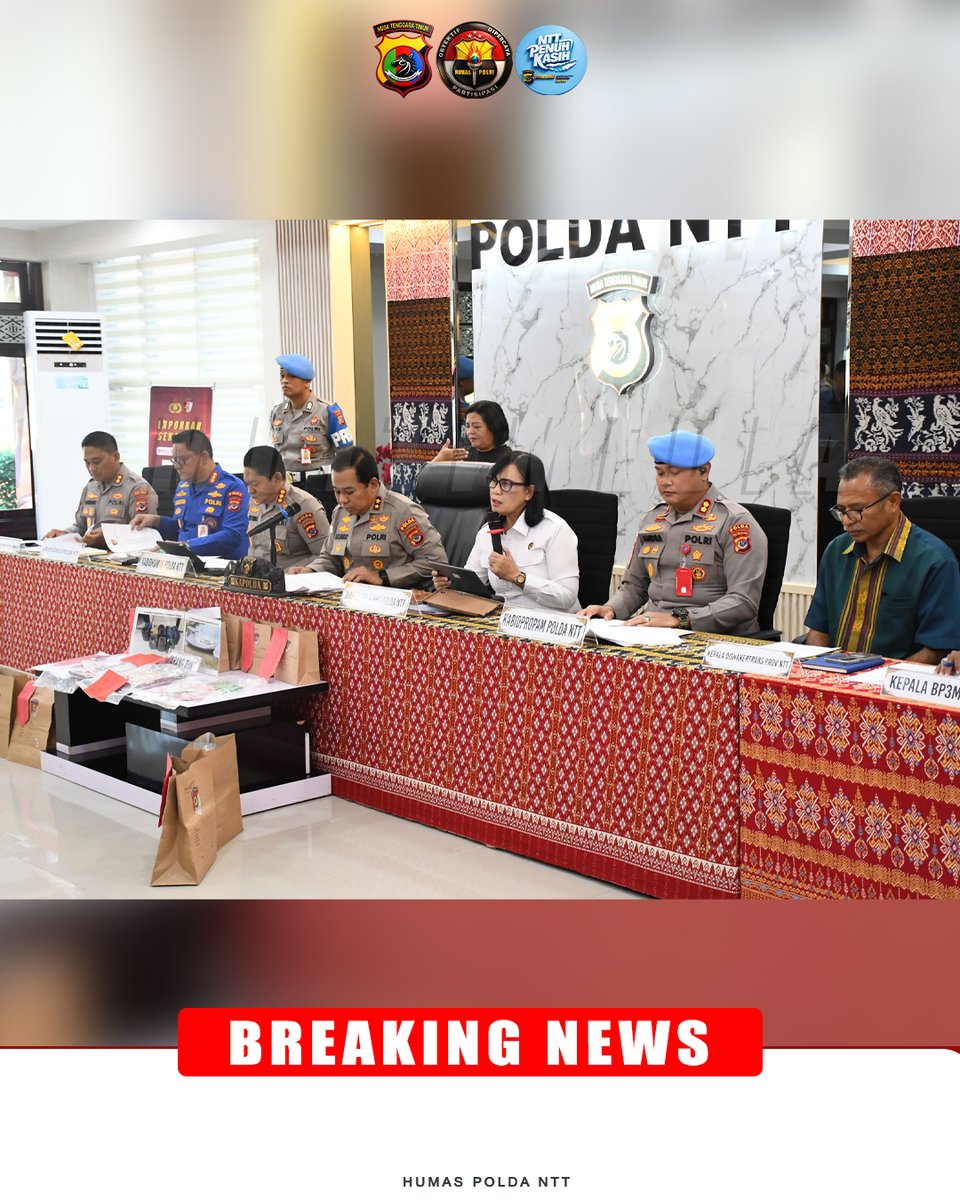 humas_polda_ntt's tweet photo. Sobat Humas Polri
.
.
.
Ditres PPA dan PPO Ungkap Empat Kasus, Amankan Belasan Tersangka
#NTTBebasTPPO
#StopTPPO
#LindungiPerempuanDanAnak
#DitresPPAPPO
#PoldaNTT
#PerangiPerdaganganOrang
#PolriPresisi
#BersamaLawanTPPO
#PerlindunganPerempuanDanAnak
#NTTZeroTPPO https://t.co/QKEIYrmBNe