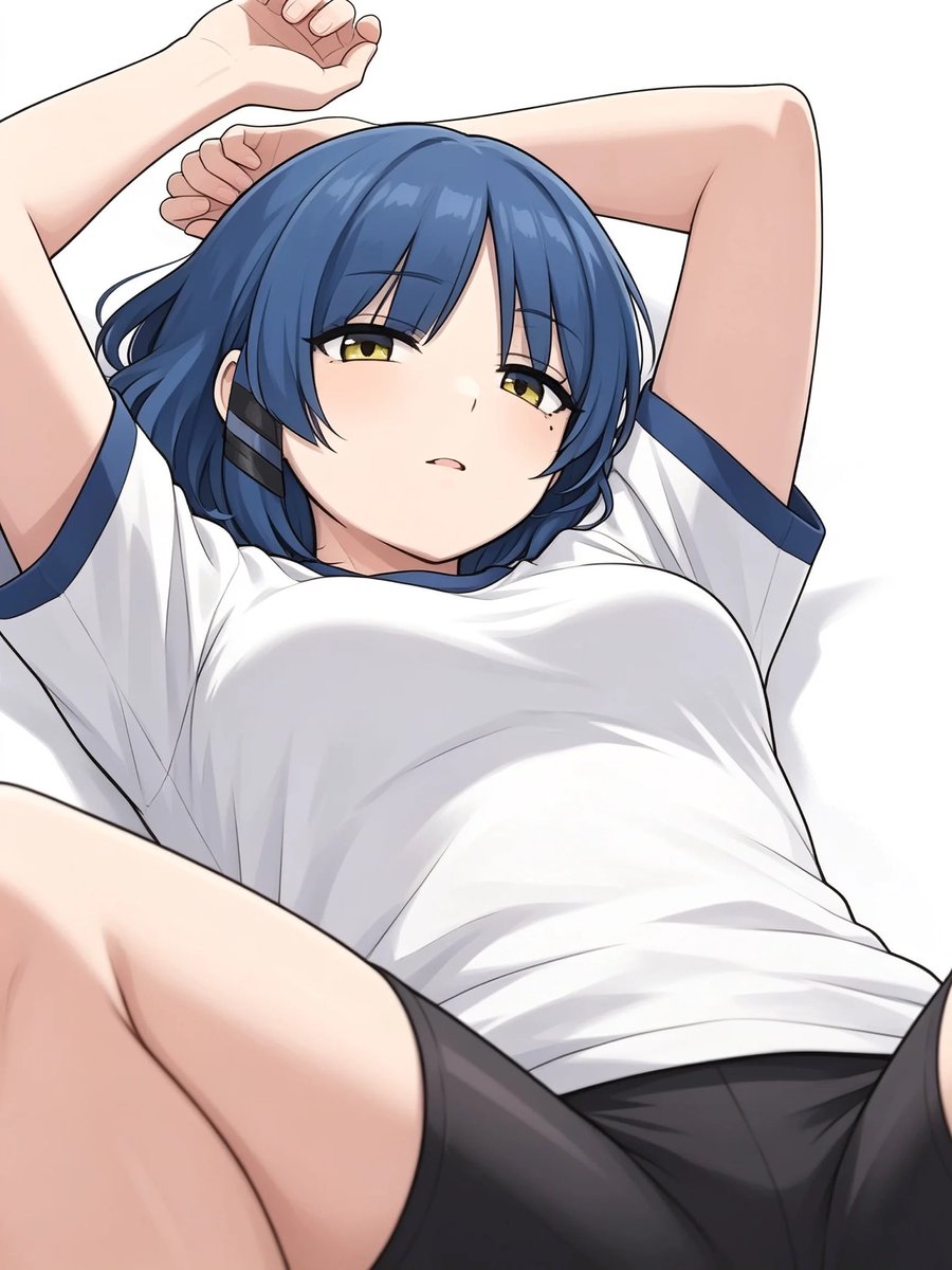 nikiomemazoku's tweet photo. 体育の授業をサボる山田リョウ https://t.co/WD8ihz8cUq